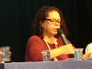 0726-crp-rj_recebe_representantes_de_outros_conselhos_na_mostra01-300x225.jpg